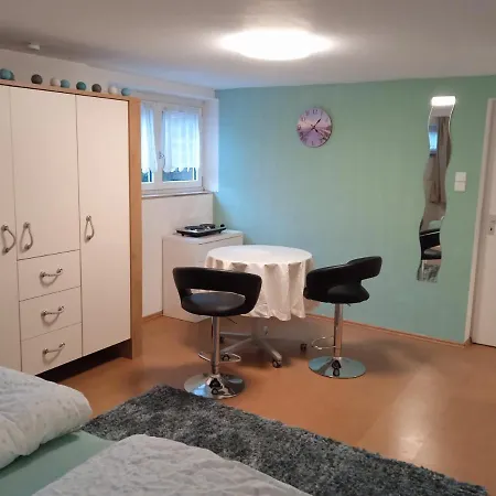 Lejlighed Kleine Fuer Selbstversorger *